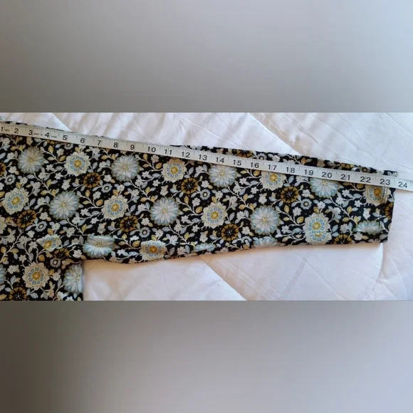 J Jill Shirt Top Black Floral Pima Cotton Size 3X V Neck, Long Sleeve Tee - Picture 6 of 9